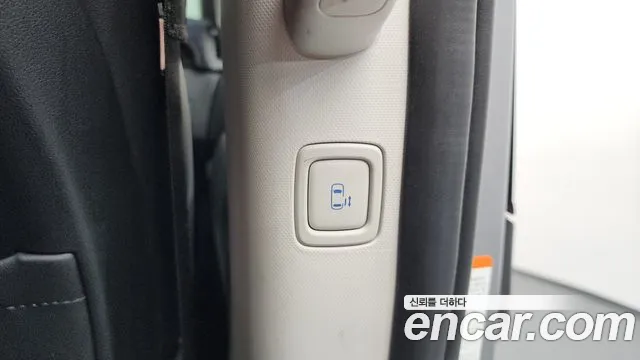 Hyundai Staria Staria 4WD Tourer 9 мест — Фото автомобиля 18