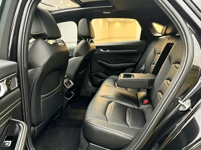 Geely Xingrui — Фото автомобиля 6