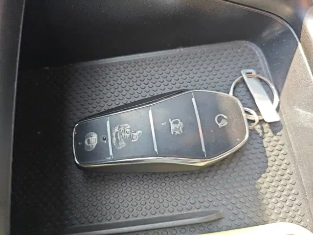 BYD Seal 05 DM-i — Фото автомобиля 8