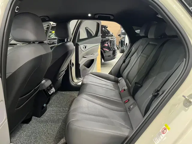 BYD Seal 07 DM-i — Фото автомобиля 6