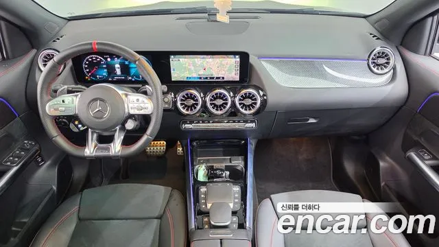 Mercedes-Benz GLA-Class H247 — Фото автомобиля 10