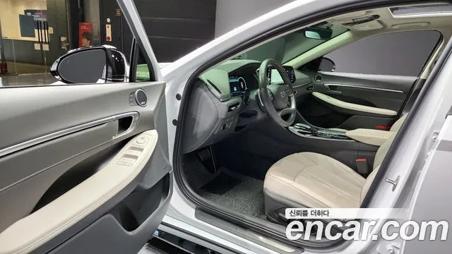Hyundai Sonata — Фото автомобиля 11