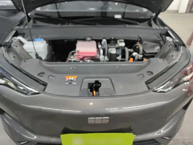 Geely Galaxy E5 — Фото автомобиля 15