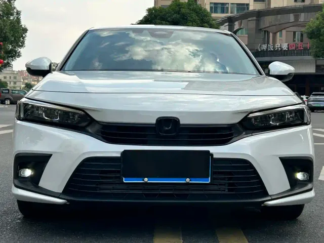 Honda Civic — Фото автомобиля 2