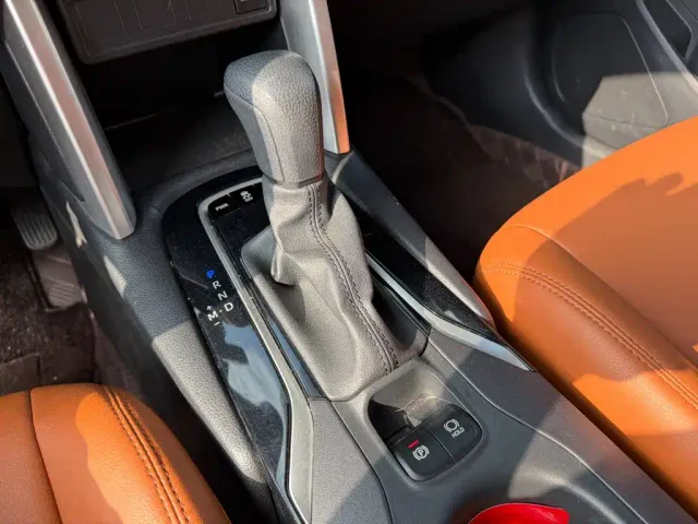 Toyota Corolla Cross — Фото автомобиля 9