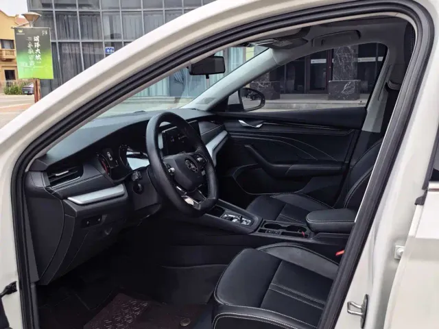 Skoda Octavia — Фото автомобиля 7