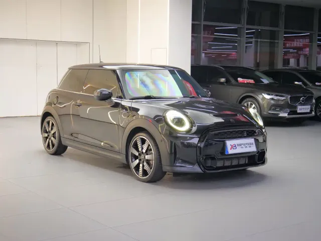 MINI Hatch — Фото автомобиля 3