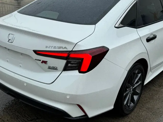 Honda Integra 2022 240TURBO CVT Luxury Edition — Фото автомобиля 20