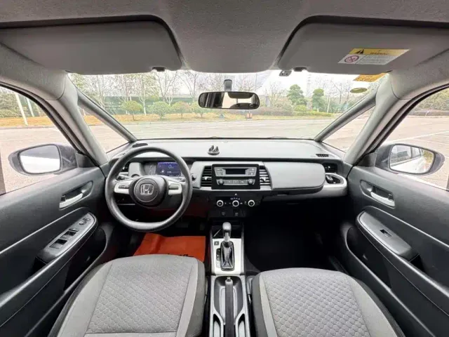 Honda Fit — Фото автомобиля 5