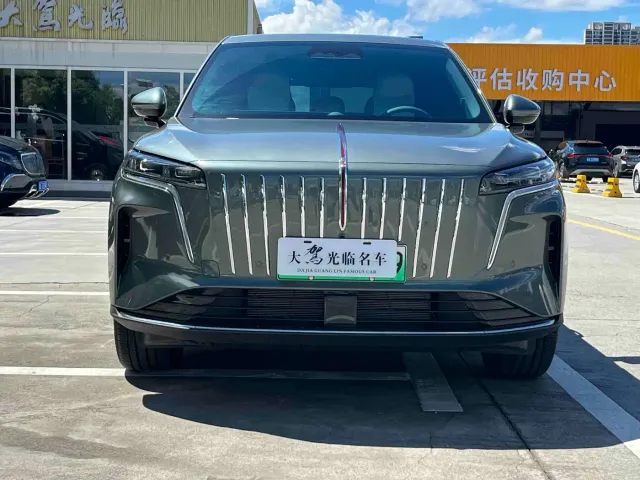 Hongqi HS6 PHEV — Фото автомобиля 2