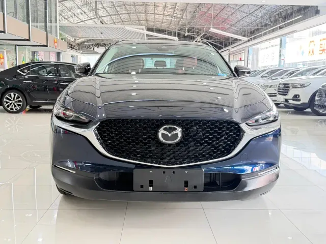 Mazda CX-30 — Фото автомобиля 2