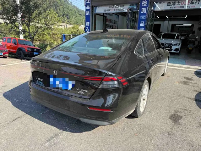 Honda Accord — Фото автомобиля 2
