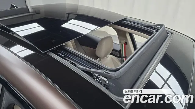 Maserati Grecale — Фото автомобиля 24