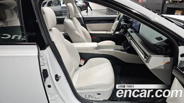 Hyundai Grandeur GN7 — Фото автомобиля 16