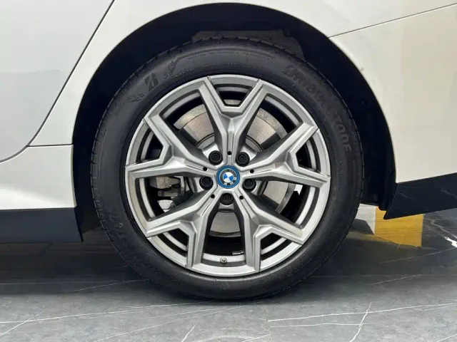 BMW i3 — Фото автомобиля 25