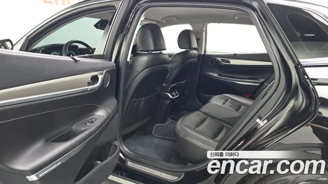 Hyundai Grandeur (New) Hybrid — Фото автомобиля 17