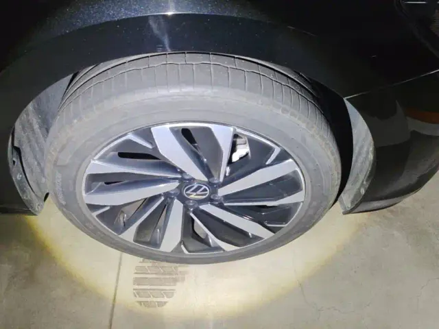 Volkswagen Passat — Фото автомобиля 6