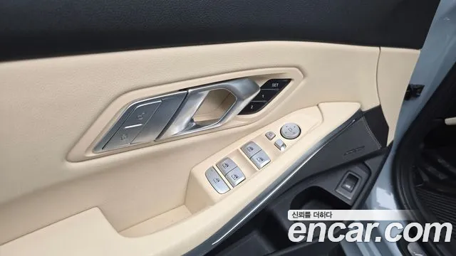 BMW 3-Series 3 серия (G20) 320i M Sport — Фото автомобиля 22
