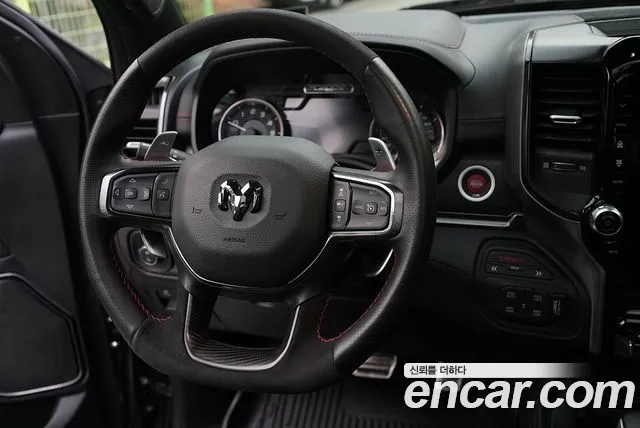 Dodge Ram Pick Up — Фото автомобиля 8