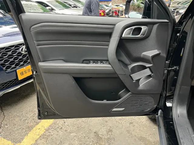 Haval Big Dog — Фото автомобиля 8