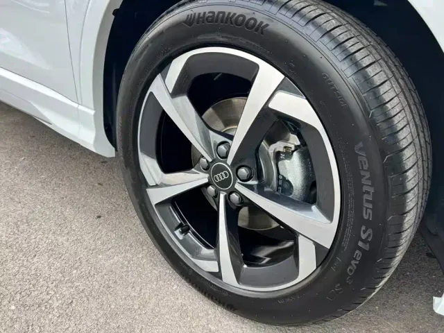 Audi Q3 — Фото автомобиля 6