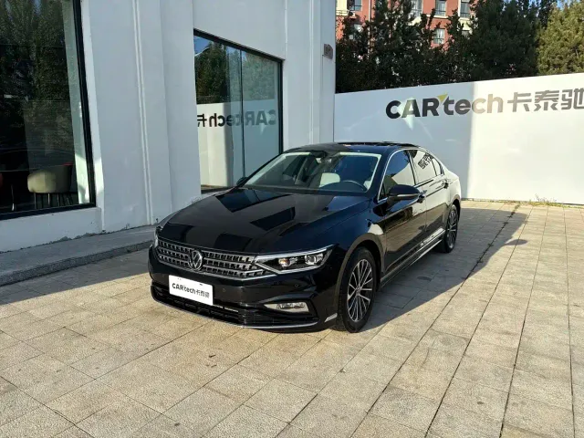 Фотография автомобиля — Volkswagen Magotan
