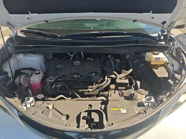 Toyota Granvia — Фото автомобиля 19
