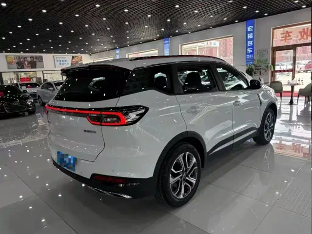 Chery Tiggo 7 PLUS — Фото автомобиля 4
