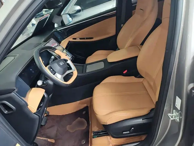 Geely Galaxy L7 — Фото автомобиля 14