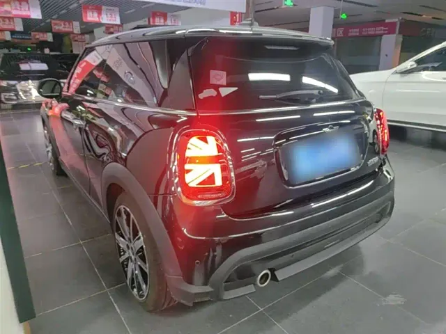 MINI Hatch — Фото автомобиля 4