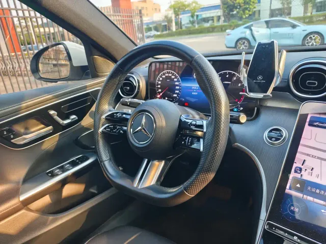 Mercedes-Benz C-Class — Фото автомобиля 10
