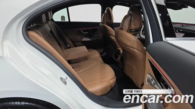 Mercedes-Benz E-Class W214 — Фото автомобиля 18