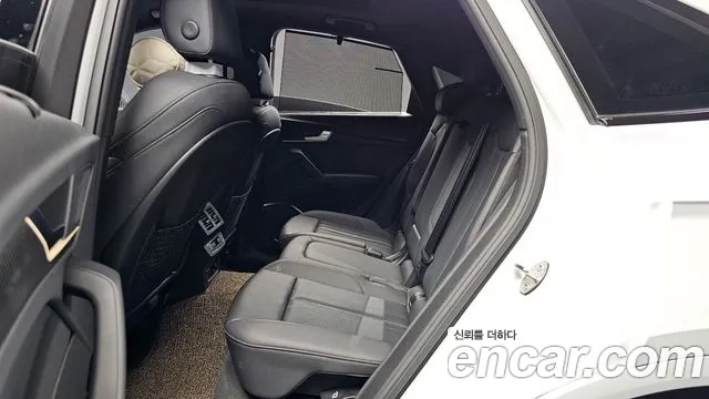 Audi Q5 40 TDI quattro Sportback Premium — Фото автомобиля 22