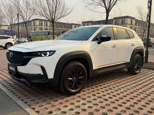 Фотография автомобиля — Mazda CX-50 Xingye