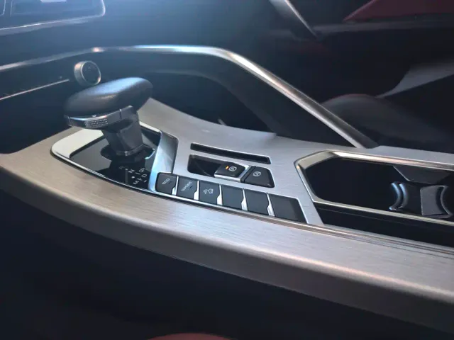 Geely Binyue 2021 1.4T DCT Diamond Edition — Фото автомобиля 7