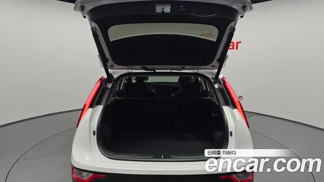 Kia Niro The All New — Фото автомобиля 20