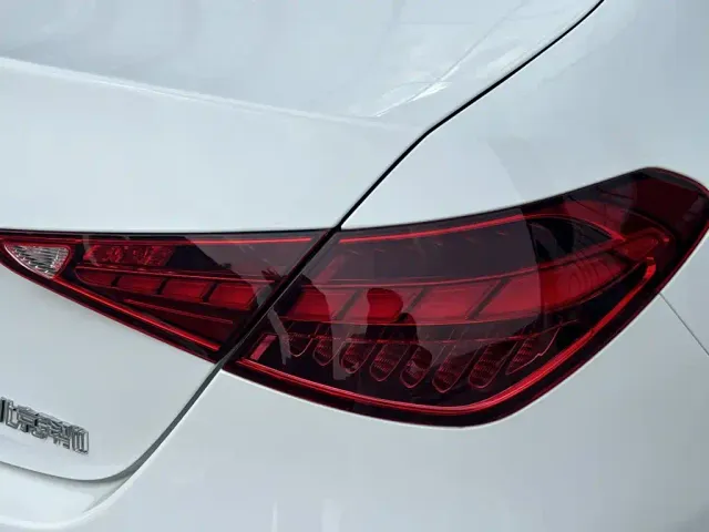 Mercedes-Benz C-Class — Фото автомобиля 19