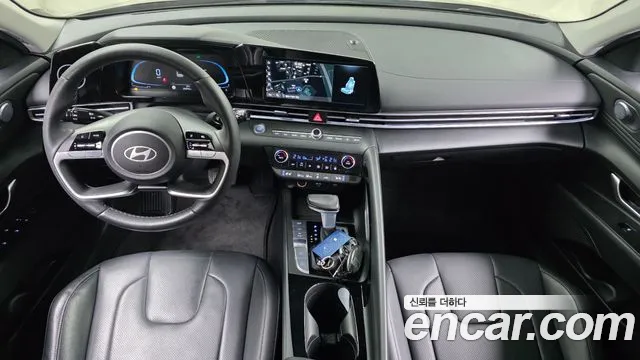 Hyundai AVANTE Новый Avante (CN7) — Фото автомобиля 7