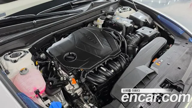 Hyundai Grandeur GN7 — Фото автомобиля 9