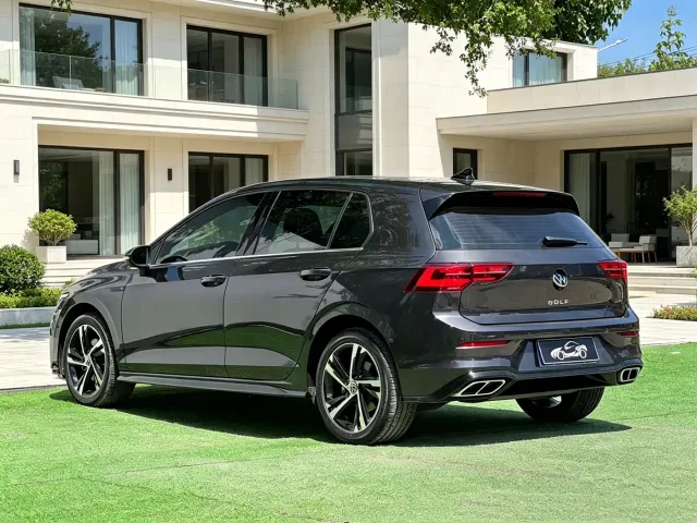Volkswagen Golf — Фото автомобиля 6