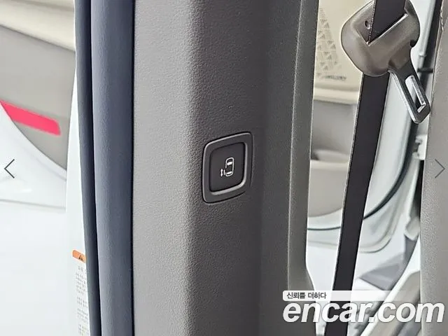Kia Carnival — Фото автомобиля 16