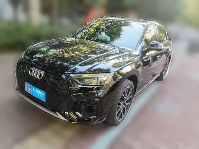 Фотография автомобиля — Audi Q5L