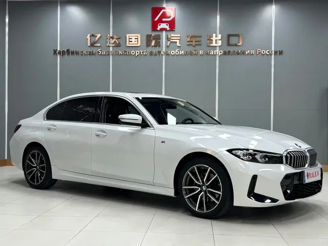 BMW 3 Series — Фото автомобиля 3