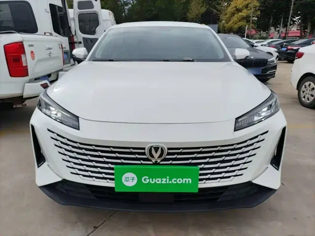 Changan Lamore — Фото автомобиля 2