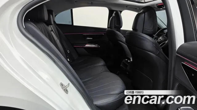 Mercedes-Benz E-Class W214 — Фото автомобиля 17