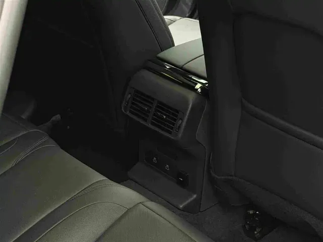 Land Rover Range Rover Velar — Фото автомобиля 9