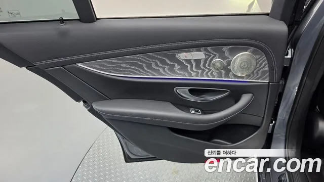 Mercedes-Benz E-Class W213 — Фото автомобиля 14