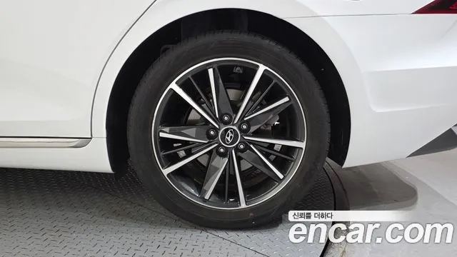 Hyundai Grandeur Новый Grandeur IG — Фото автомобиля 21