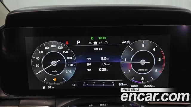 Kia Canival Carnival 4 поколение Дизель 9 мест Signature — Фото автомобиля 8