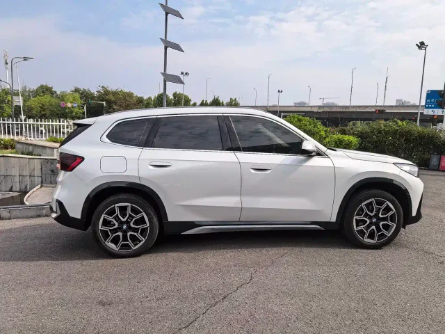 BMW X1 — Фото автомобиля 5